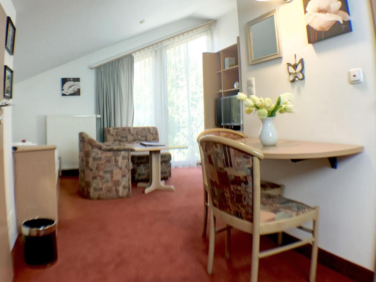 Appartement-Hotel Sibyllenbad Neualbenreuth Extérieur photo