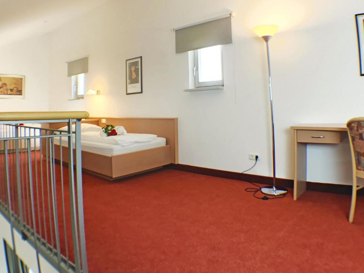 Appartement-Hotel Sibyllenbad Neualbenreuth Extérieur photo