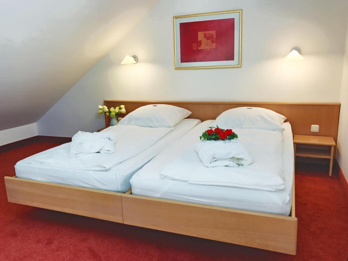 Appartement-Hotel Sibyllenbad Neualbenreuth Extérieur photo